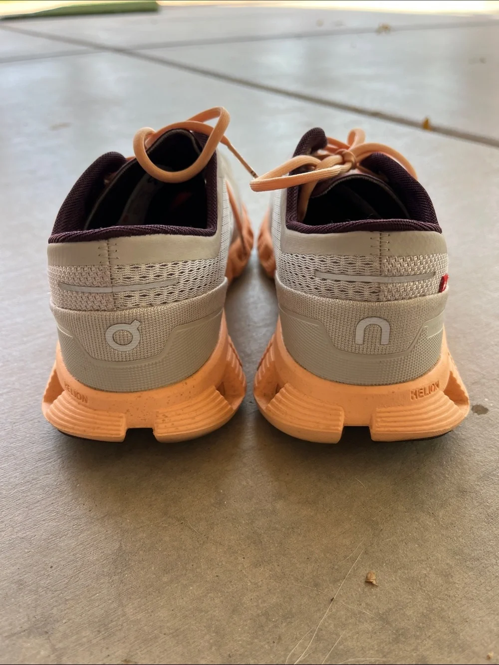On Running Women’s 8